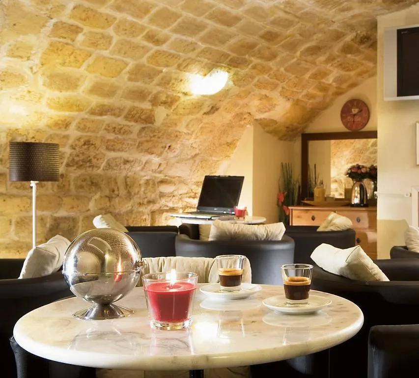 Hotel De La Felicite